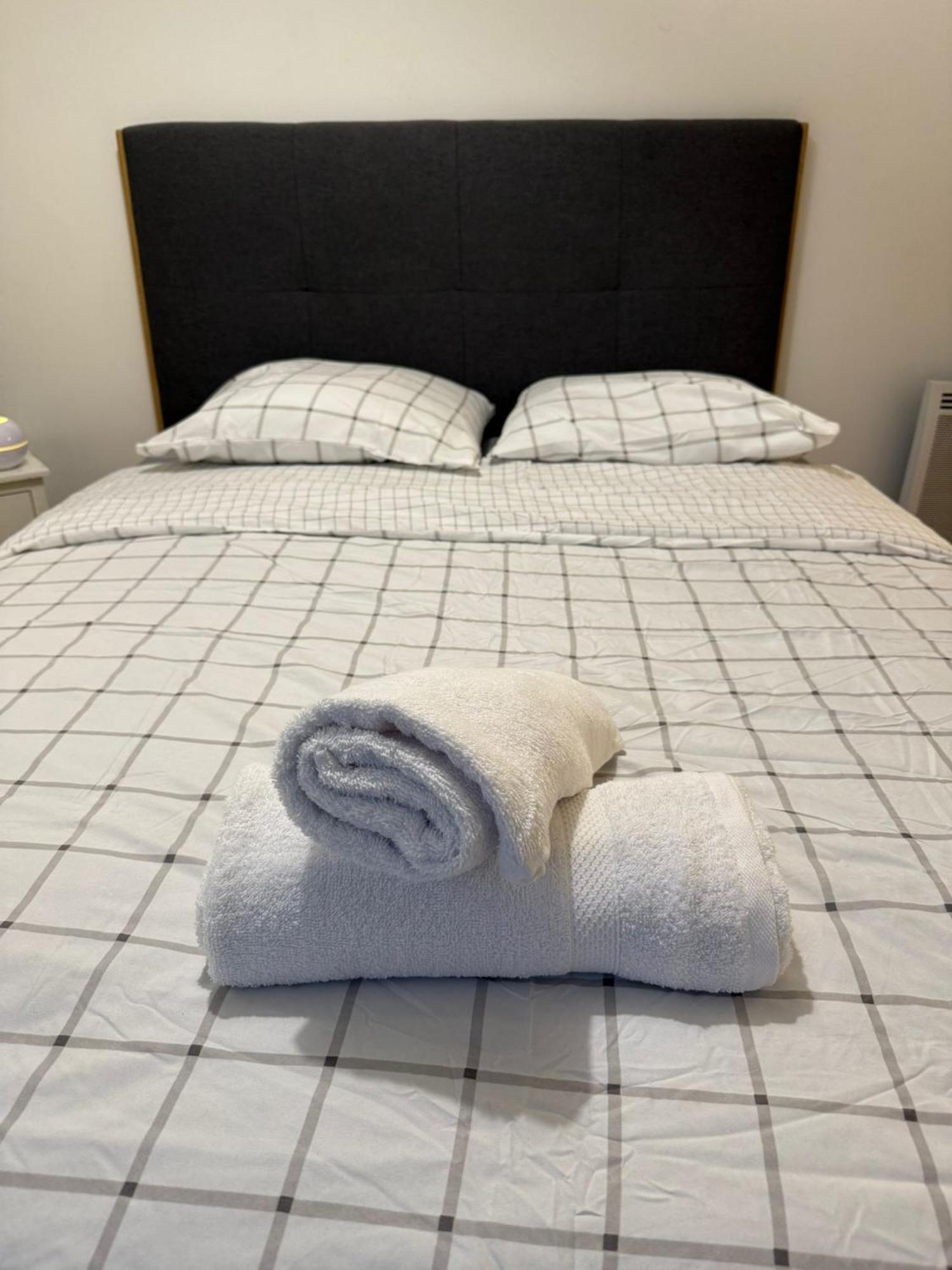 Spacieux Appartement De Charme, Pres De Paris Mantes-la-Jolie Exteriör bild